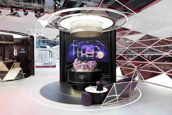 資生堂進博會展位設(shè)計