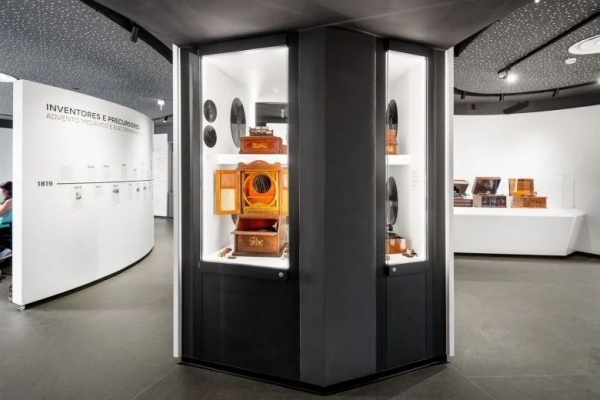 機器博物館設(shè)計