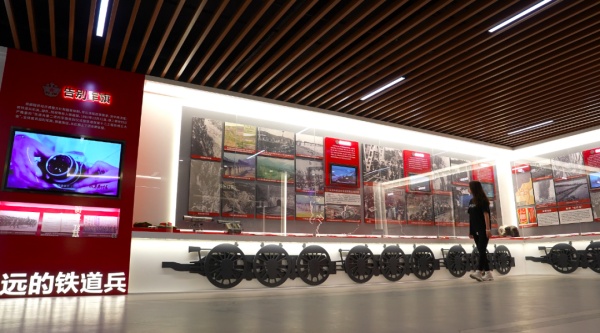 中鐵十二局展陳館設(shè)計(jì)